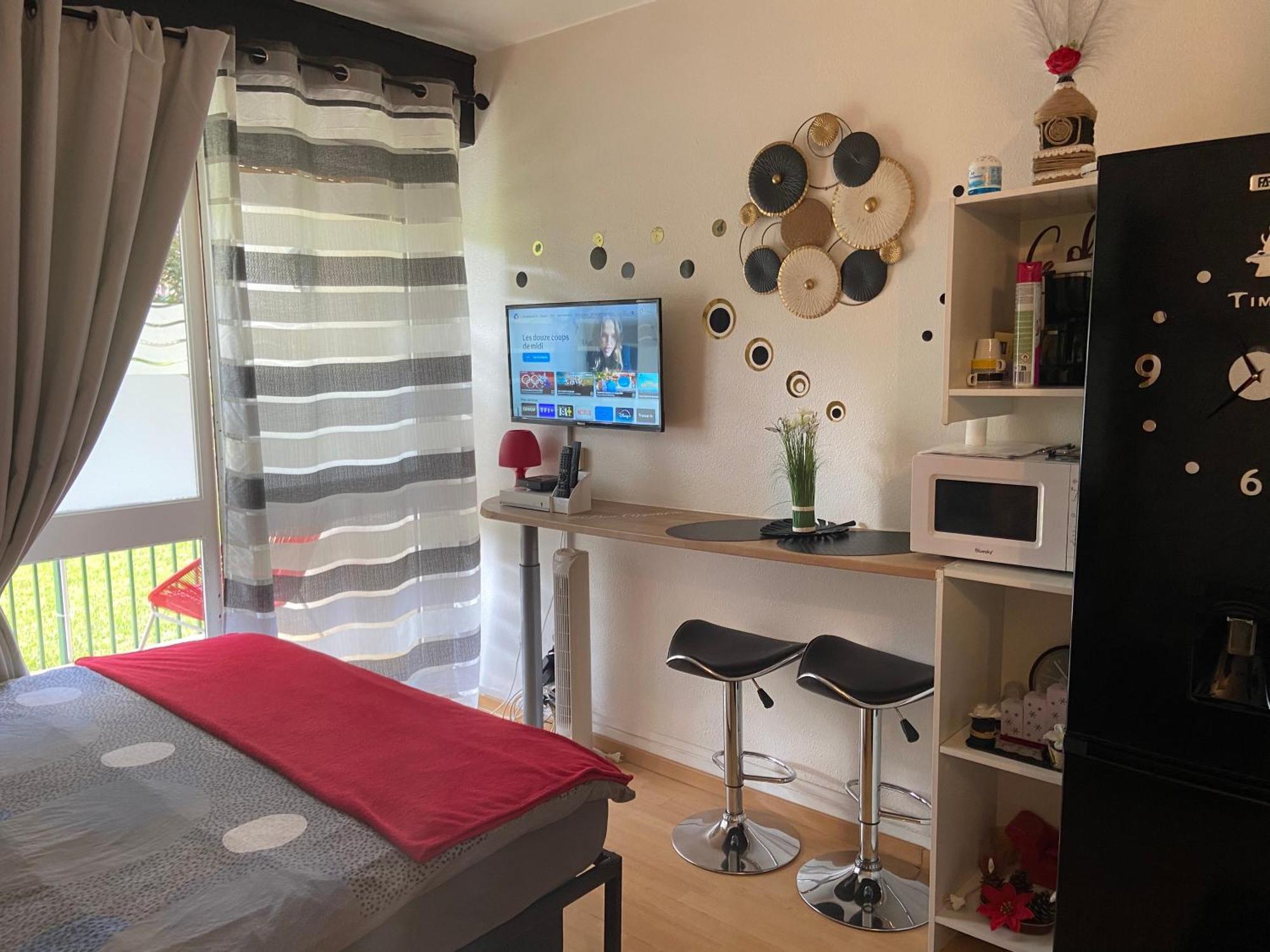 Charmant Studio Avon Εξωτερικό φωτογραφία